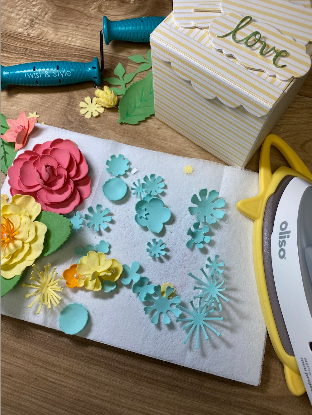 ALL NEW! The Oliso Maker's Corner - Fall is here!