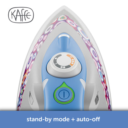 Cloes up of the Kaffe x Oliso M3Pro project Iron controls. Full range thermostat for accurate temperatue control, Standby switch and atatus indicator. With extended  30 minute auto-off.